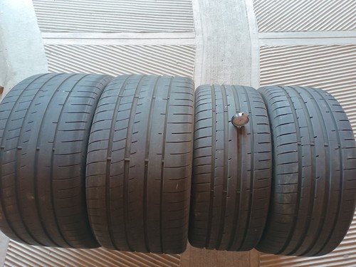 Gomme 305 104y 245 35 - 21,